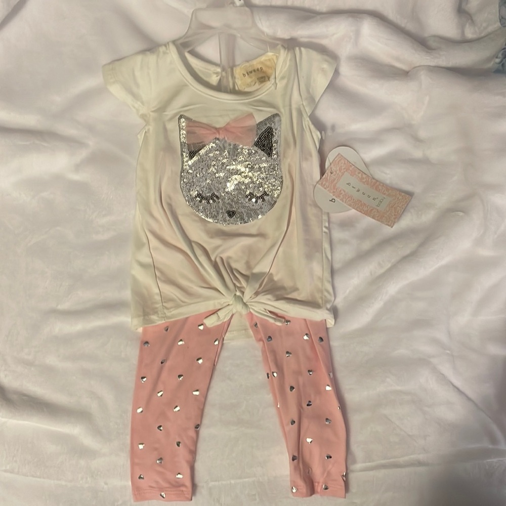 Two piece with top and leggings